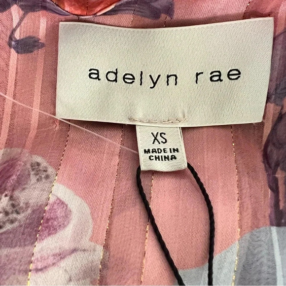 New Adelyn Rae Emmie Pleated Midi Dress in Desert Coral Size XS Metallic Flutter - Picture 13 of 15